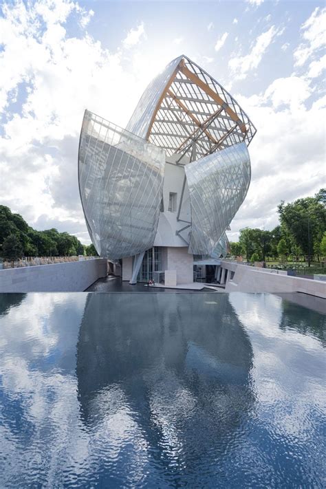 fondation louis vuitton gehry|fondation louis vuitton height.